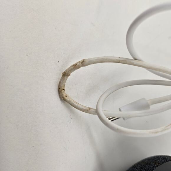 Google Home Mini / Nest Mini (2nd Gen) H2C – Works / Cable imperfect (See Pics) - Picture 4 of 4